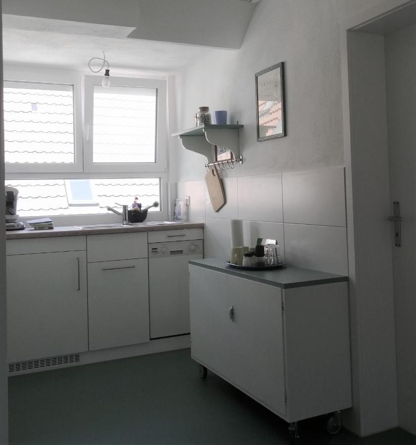 Apartment & Zimmer Familie Trescher Тюбинген Экстерьер фото