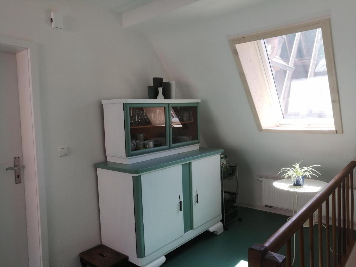 Apartment & Zimmer Familie Trescher Тюбинген Экстерьер фото