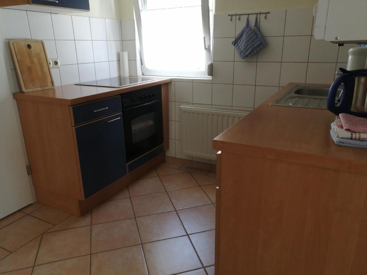 Apartment & Zimmer Familie Trescher Тюбинген Экстерьер фото