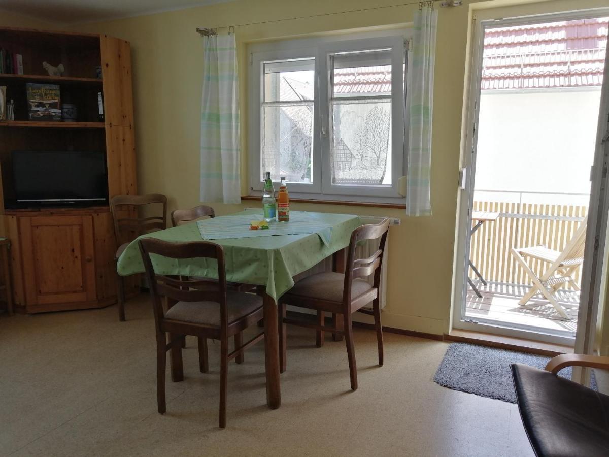 Apartment & Zimmer Familie Trescher Тюбинген Экстерьер фото